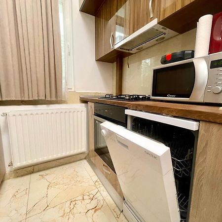 Central Adress Cd22 Bucureşti Eksteriør bilde